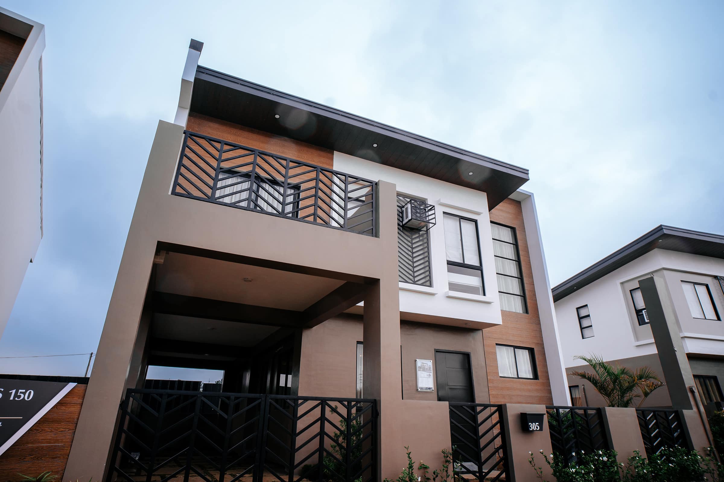 Charles-150-exterior-5