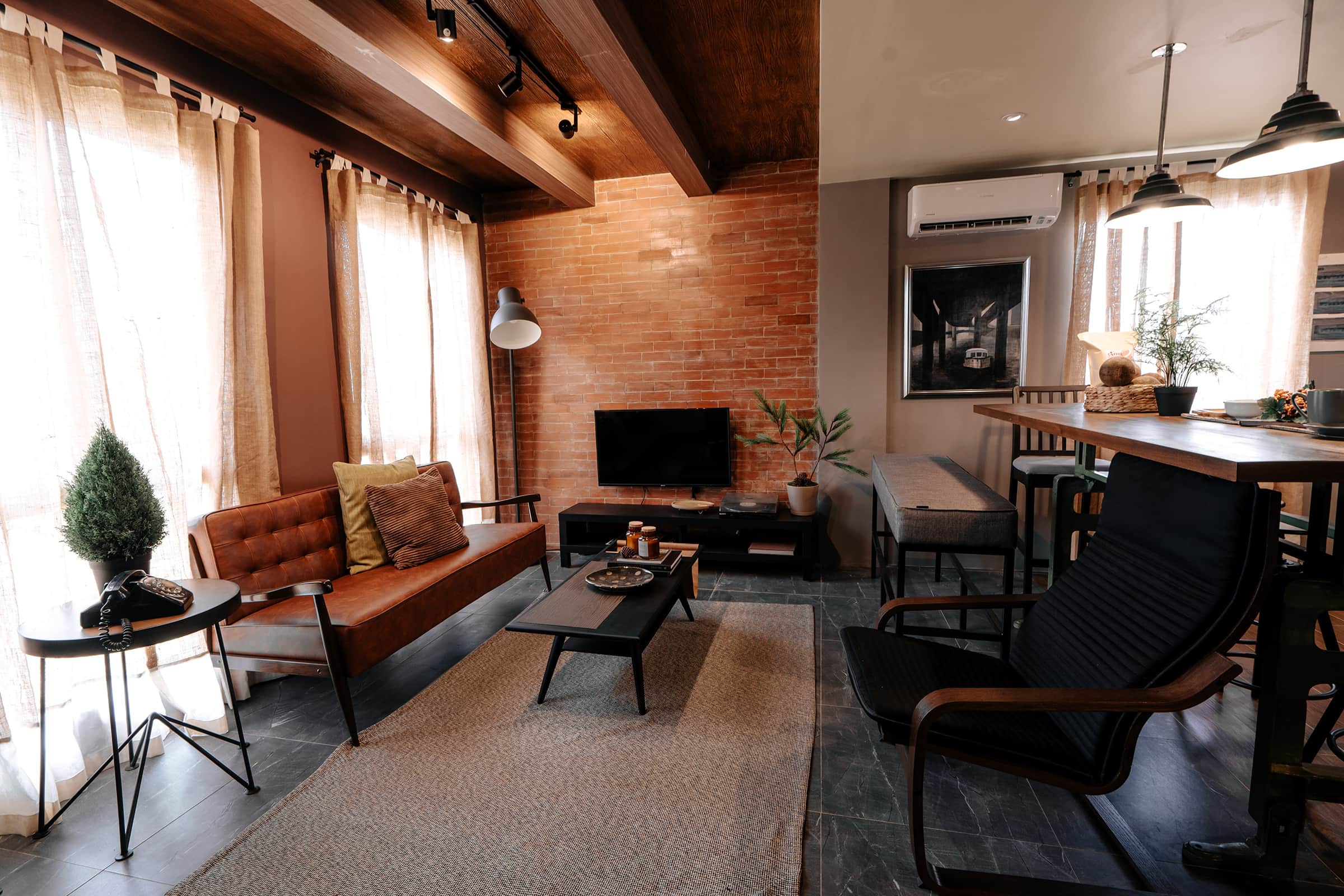 Charles-150-interior-8