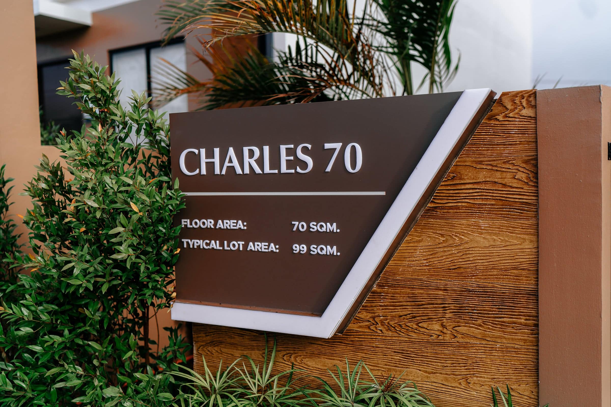 Charles-70-exterior-6