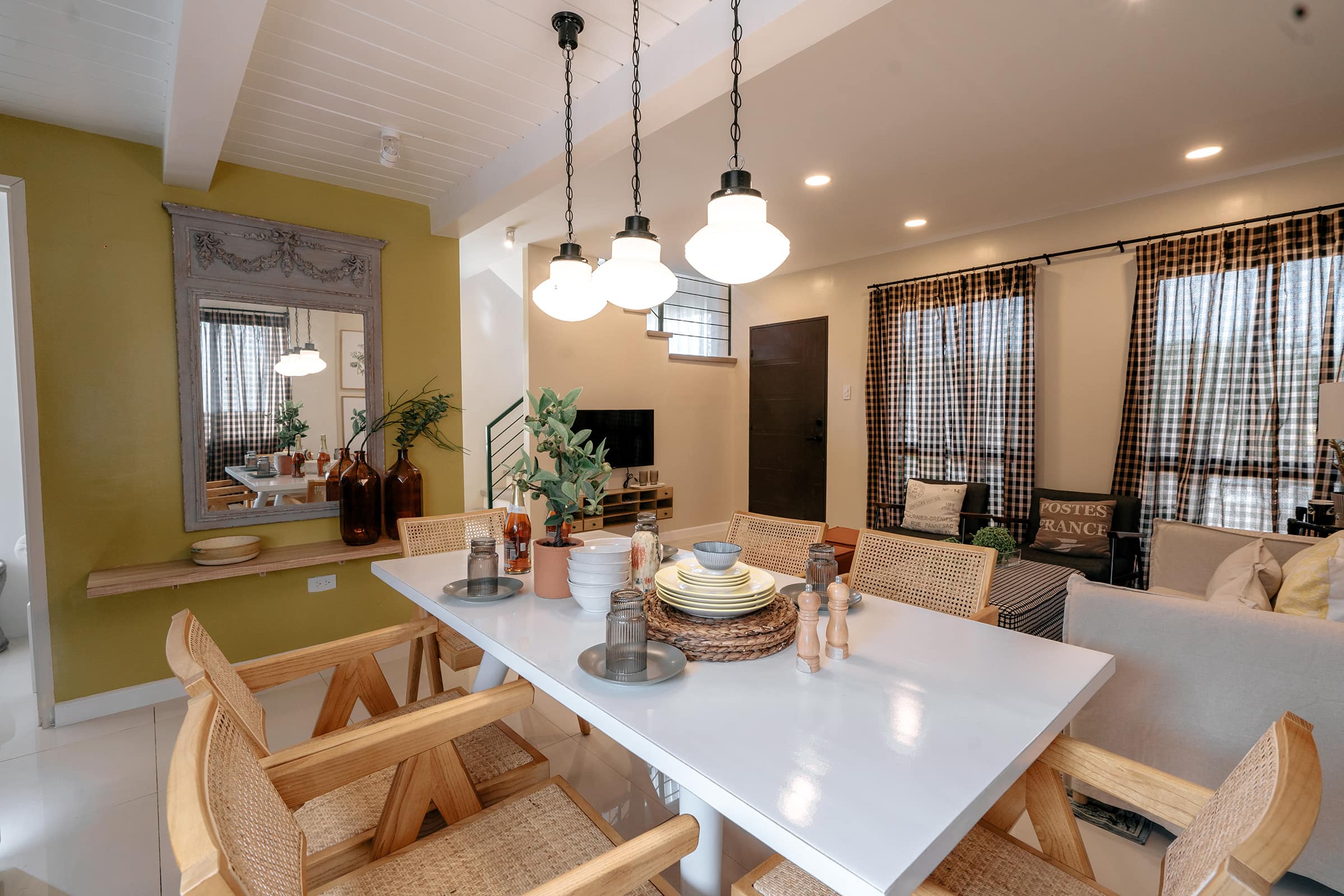 Corin-120-interior-12